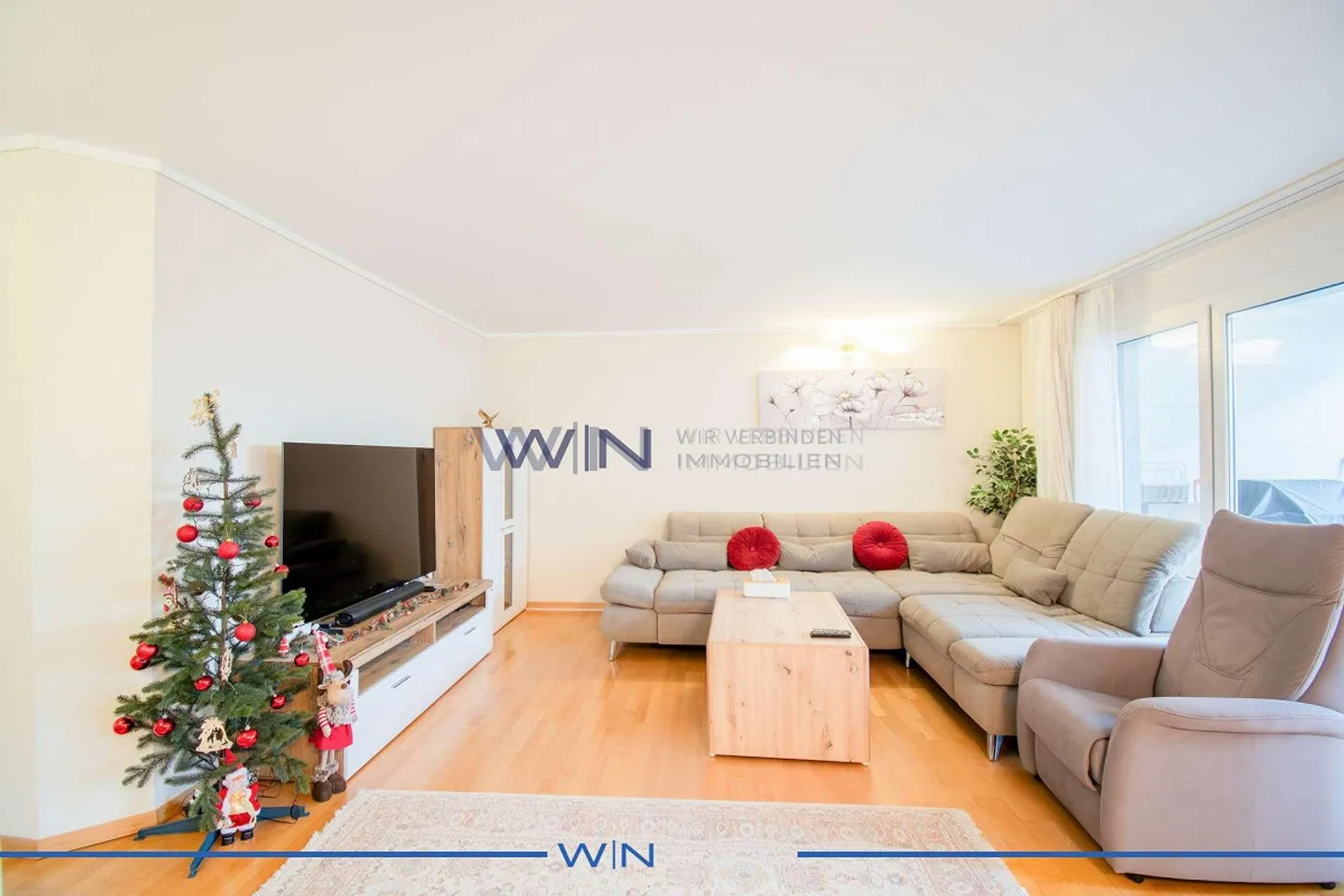 Charmante Wohnung in Spreitenbach - Foto 1 von 13