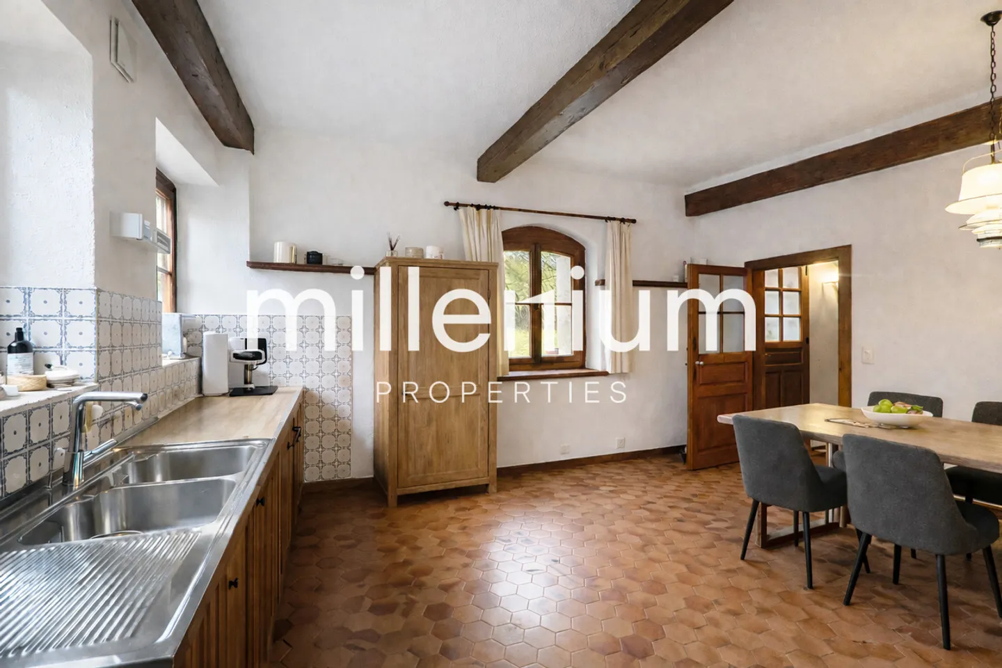 Casa di charme con giardino paesaggistico a Collex - Foto 6 di 19