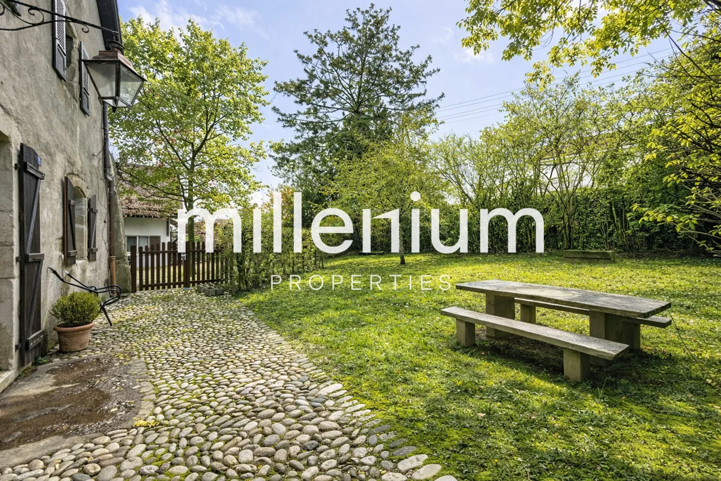 Casa di charme con giardino paesaggistico a Collex - Foto 16 di 19