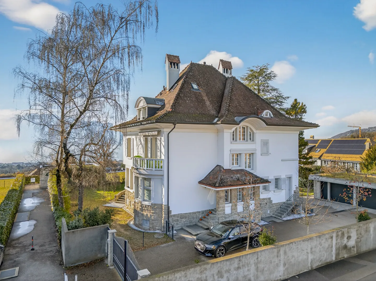 Stunning Villa mit Seeblick - Foto 1 von 19