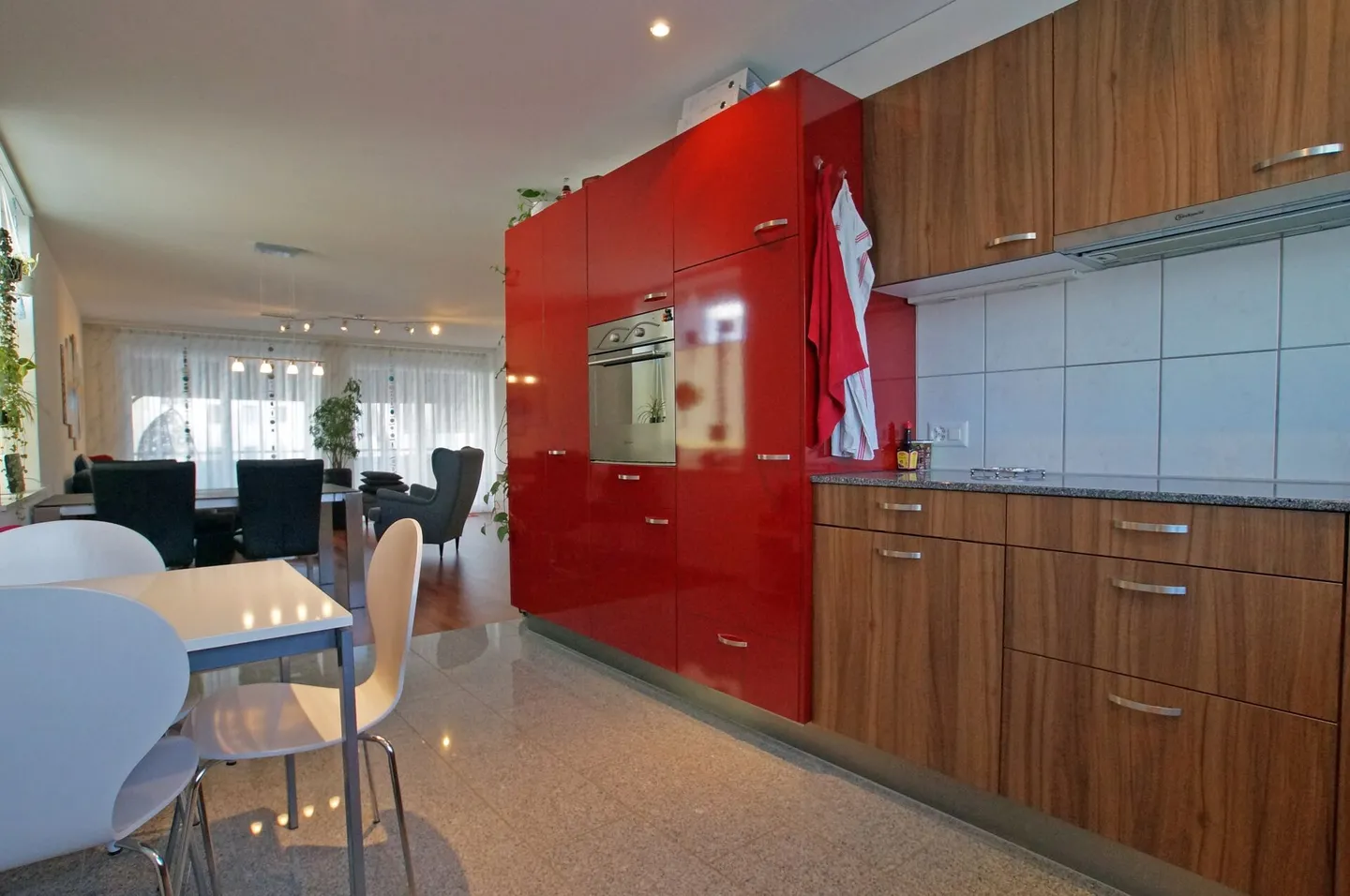 Grosse Wohnung zentral, Ideal für Junggebliebene - Foto 4 von 12