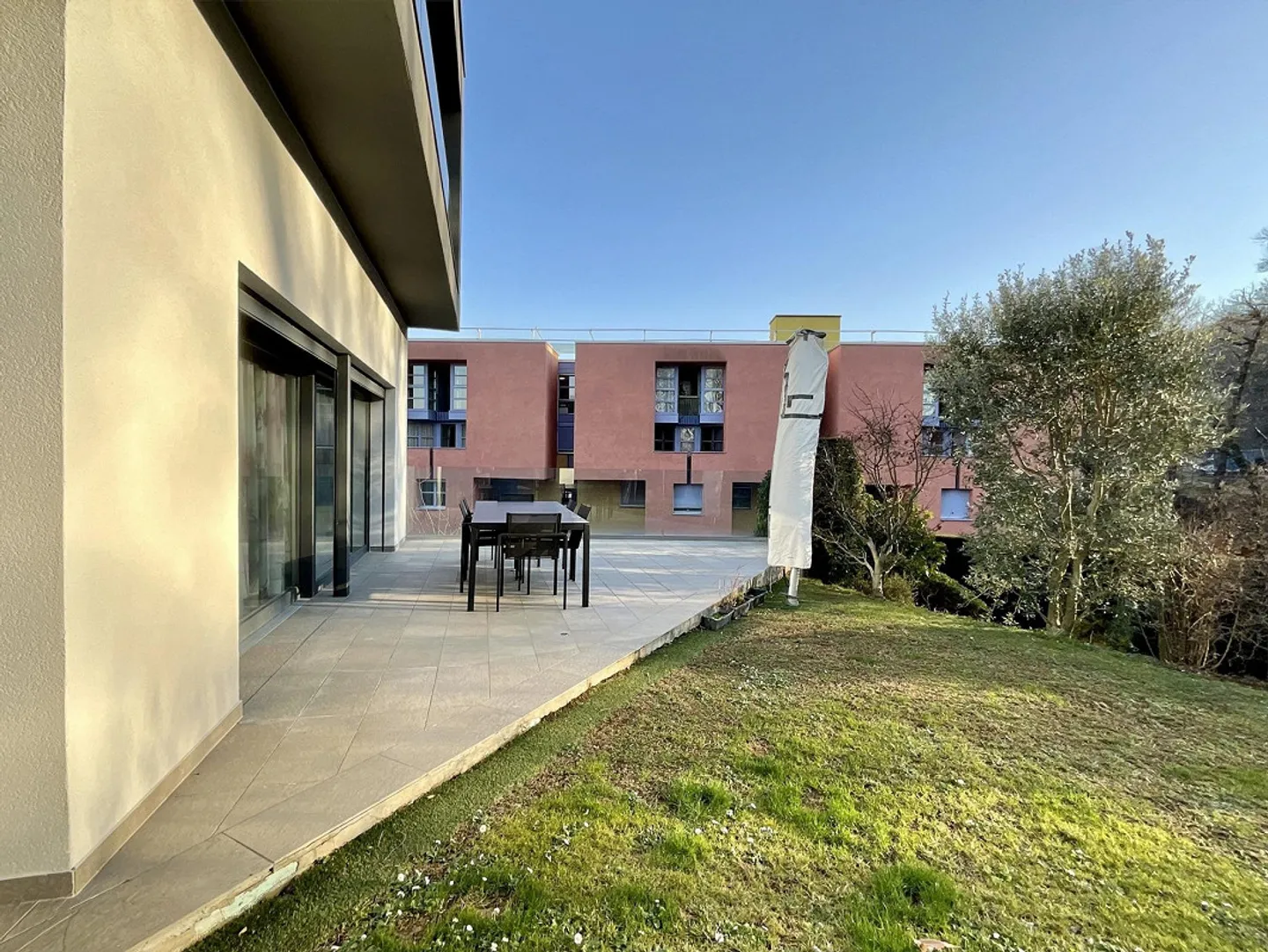 NOVAZZANO - MAGNIFICENT ECOLOGICAL VILLA IMMERSED IN GREENERY - Photo 12 of 13