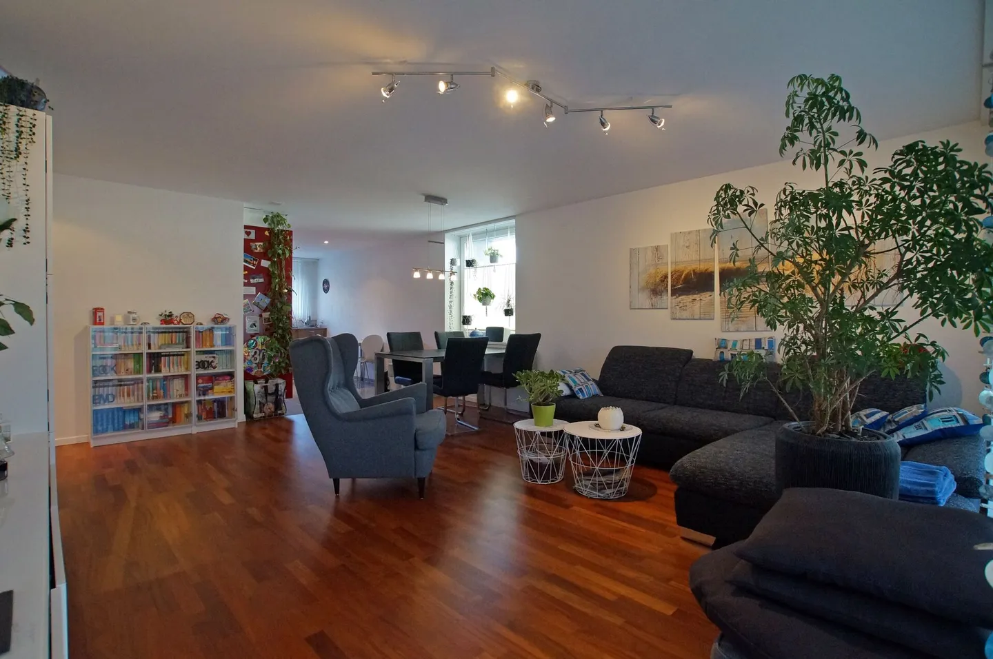 Grosse Wohnung zentral, Ideal für Junggebliebene - Foto 8 von 12