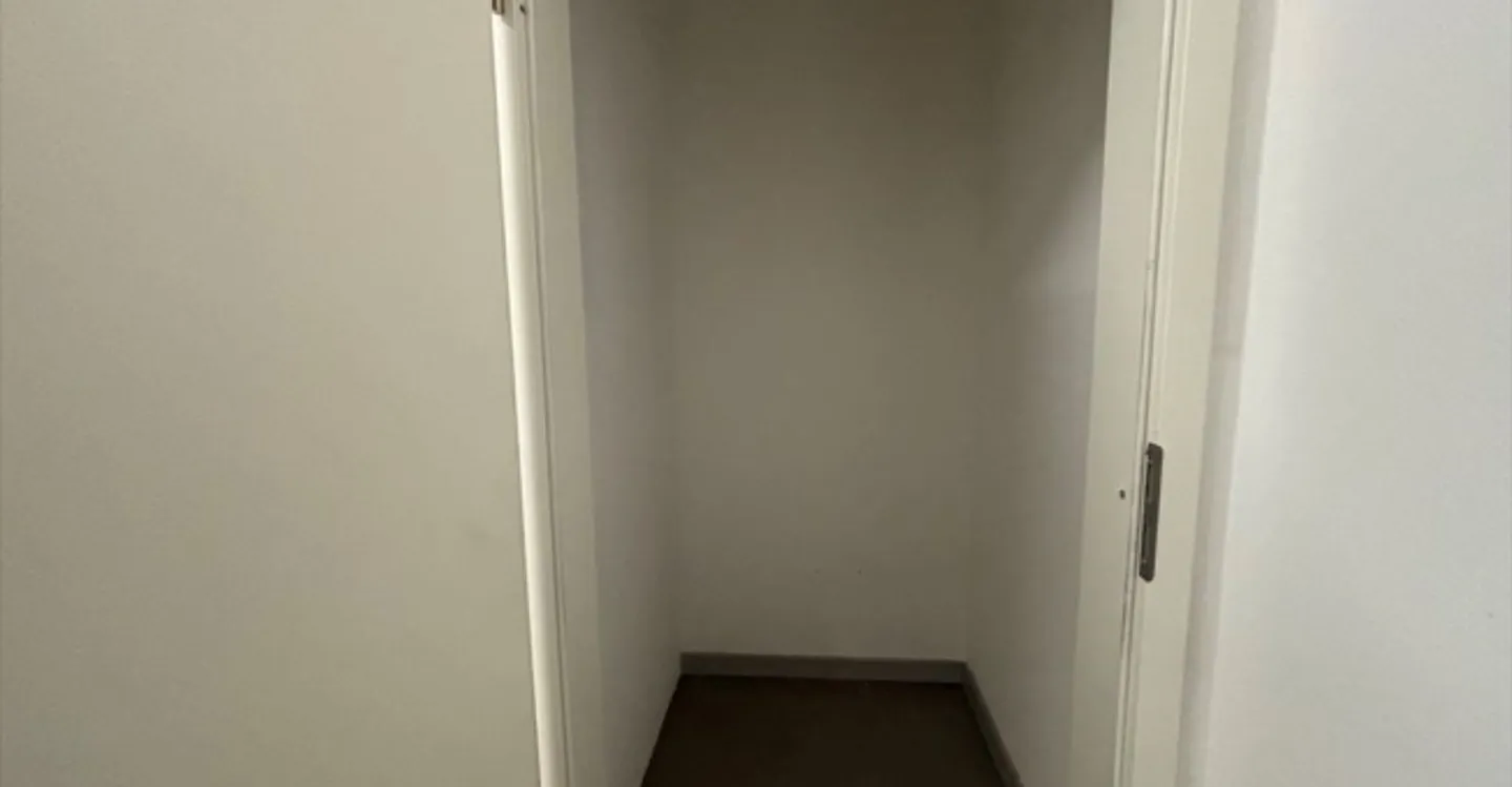 «Dépôt» - Photo 3 sur 6