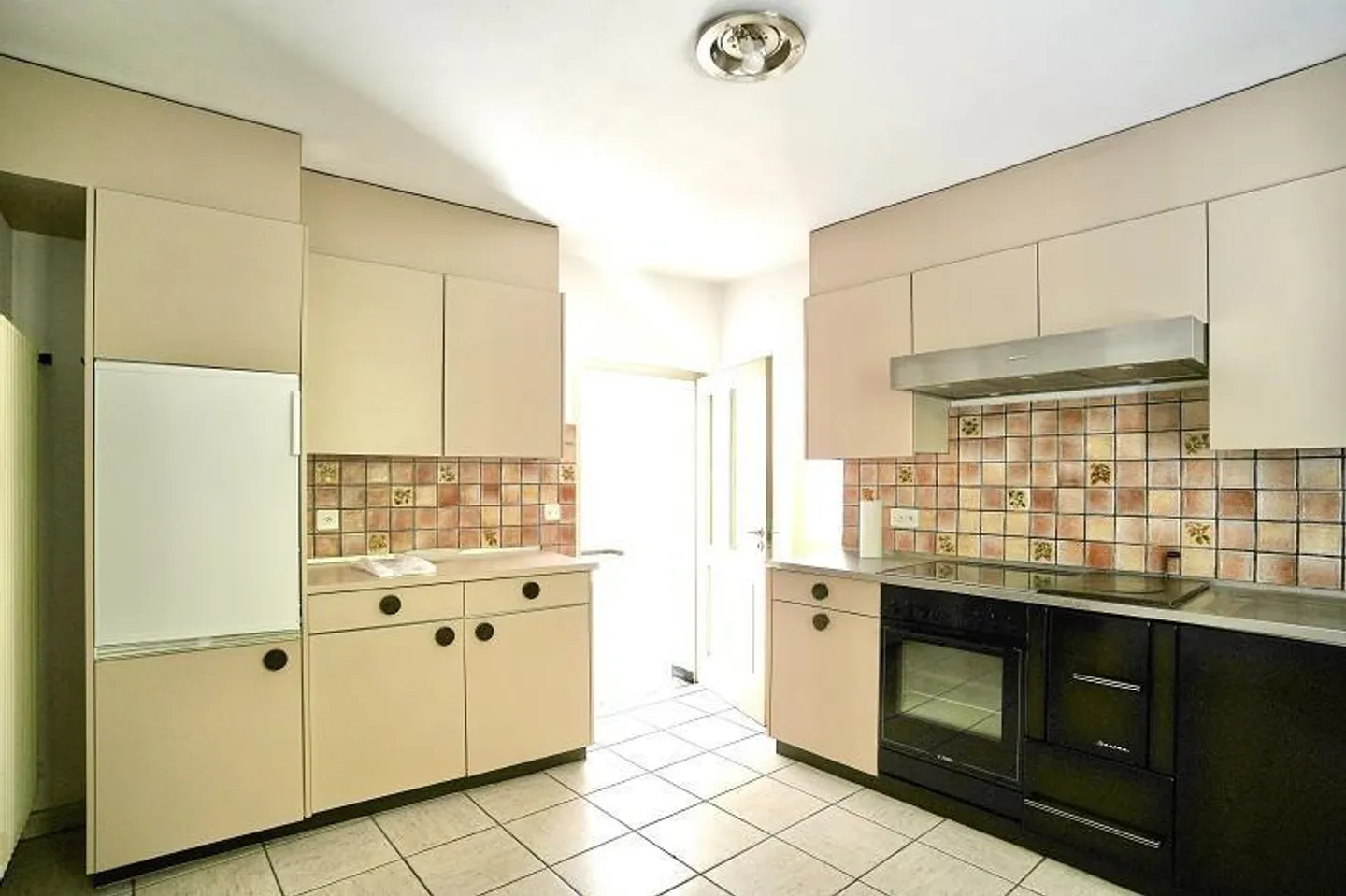 Casa bifamiliare con rustico nel centro del villaggio - Foto 19 di 46
