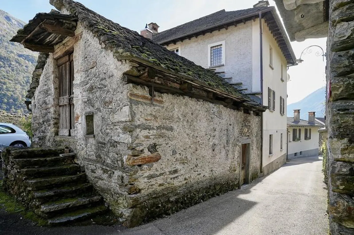 Casa bifamiliare con rustico nel centro del villaggio - Foto 42 di 46