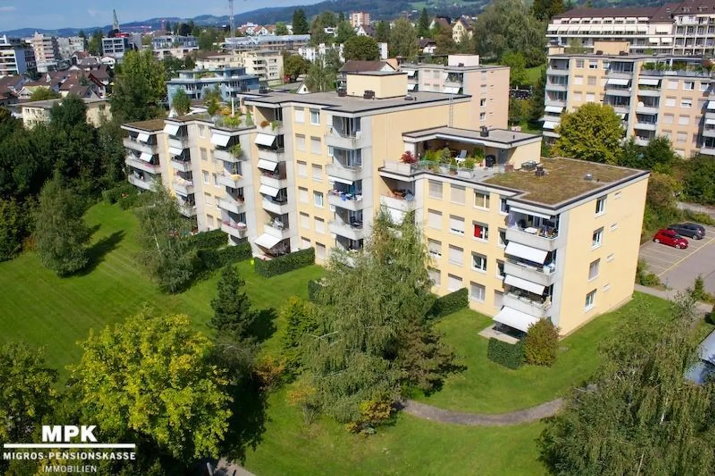 Bright and friendly 3 1/2-room apartment with balcony - Photo 1 of 8
