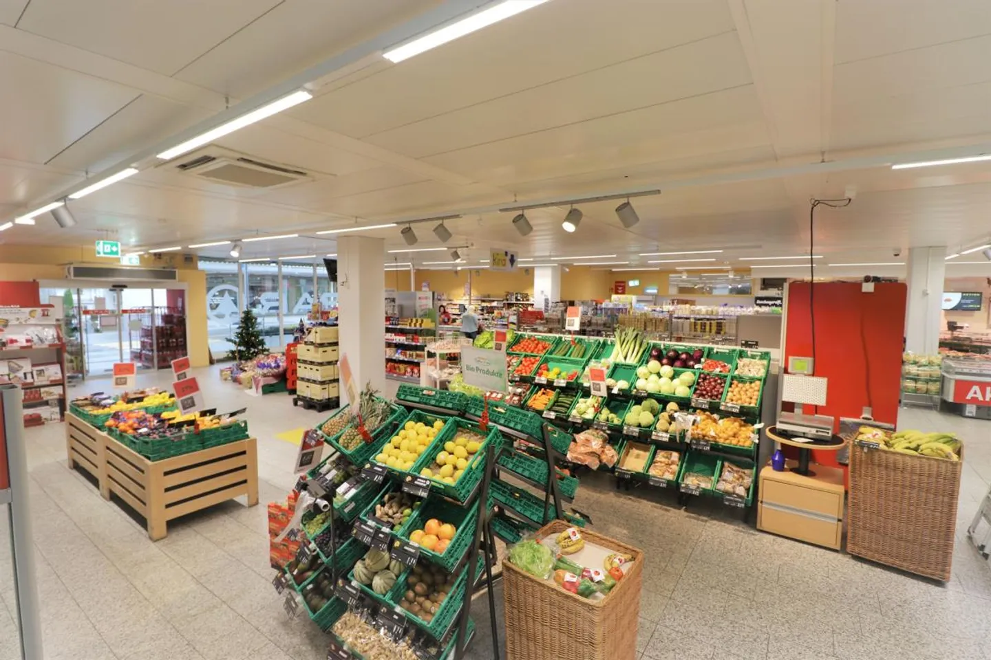 Spazio commerciale con un rendimento netto del 6% - Foto 5 di 13