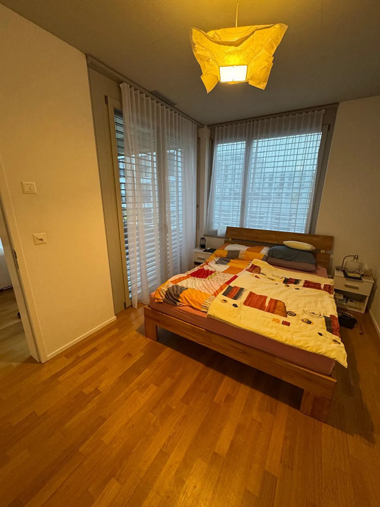 Appartement moderne de 2,5 pièces avec balcon et hauts plafonds à Winterthur - Photo 7 sur 11