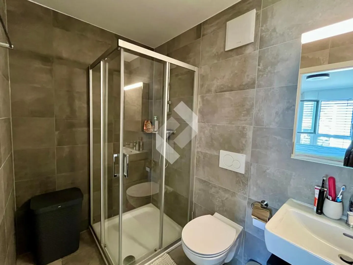 «3.5 Zimmer im 1. Stock, Ausrichtung SÜD-OST» - Foto 6 von 11