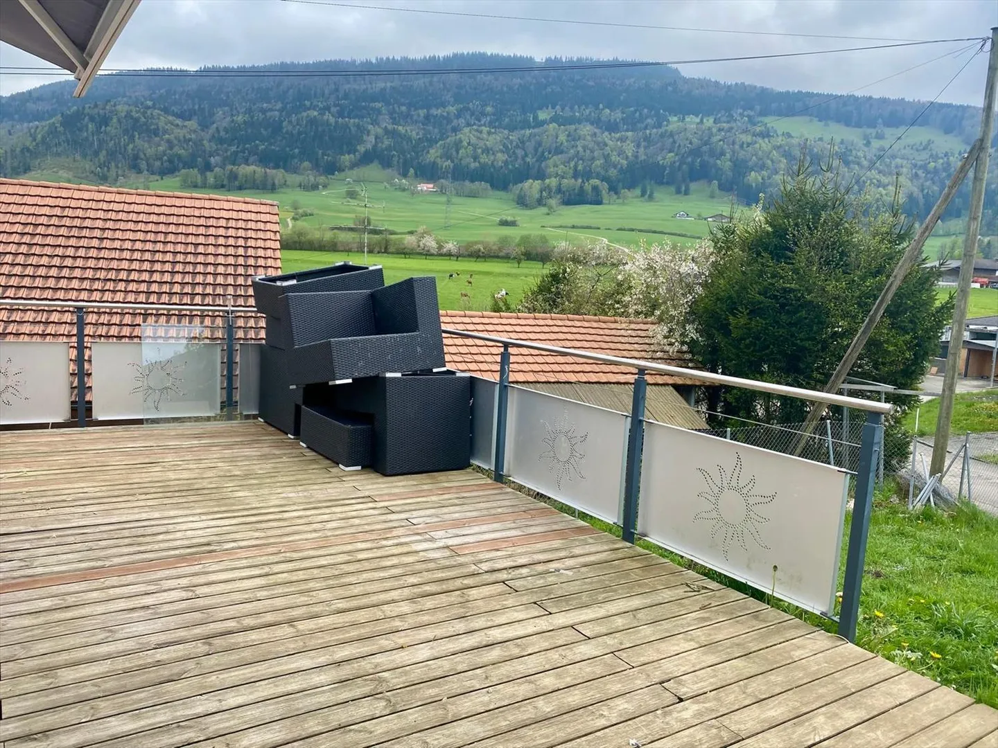 Spacieux et entouré de nature - Photo 3 sur 17