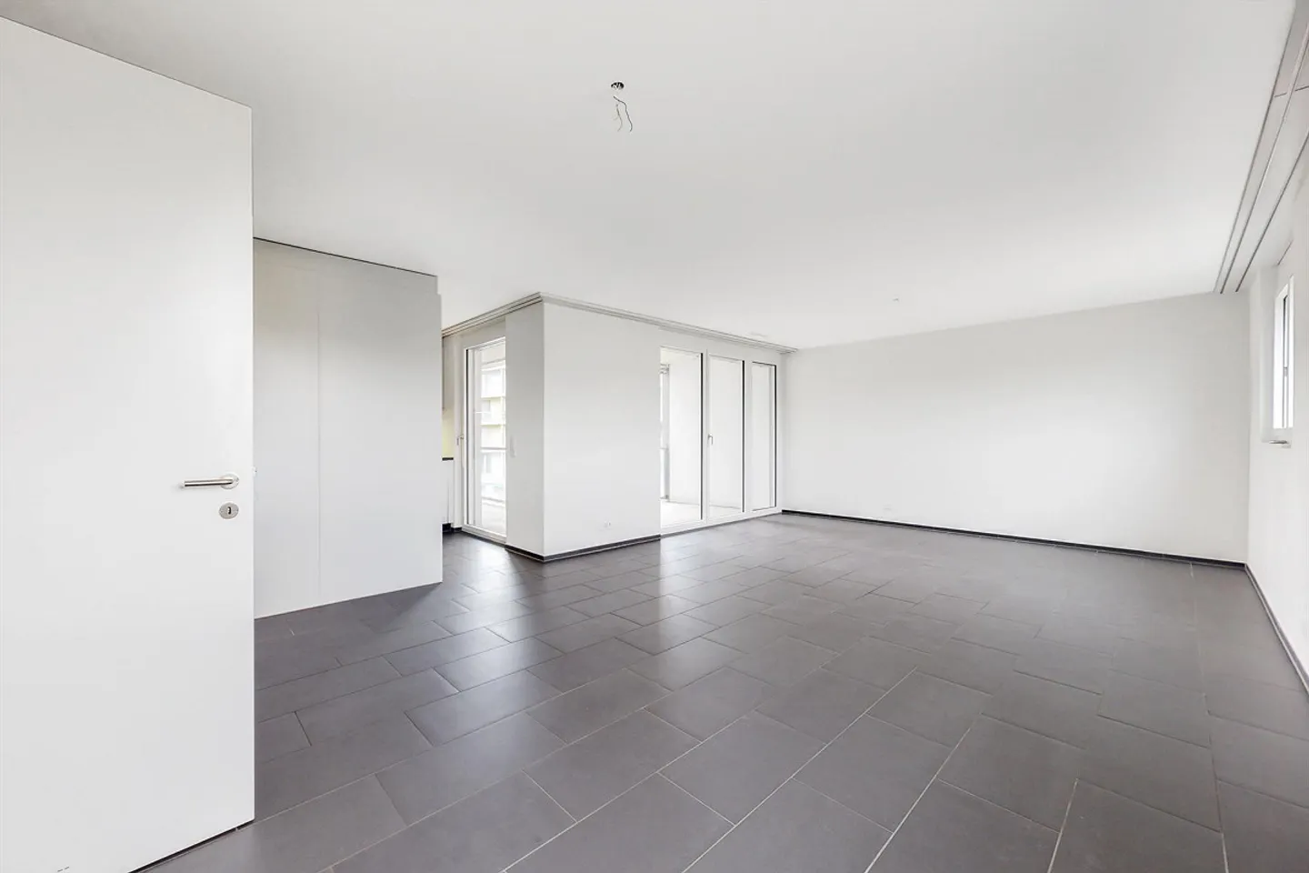 Modern Apartment in TRIO Dietikon - Photo 2 of 12