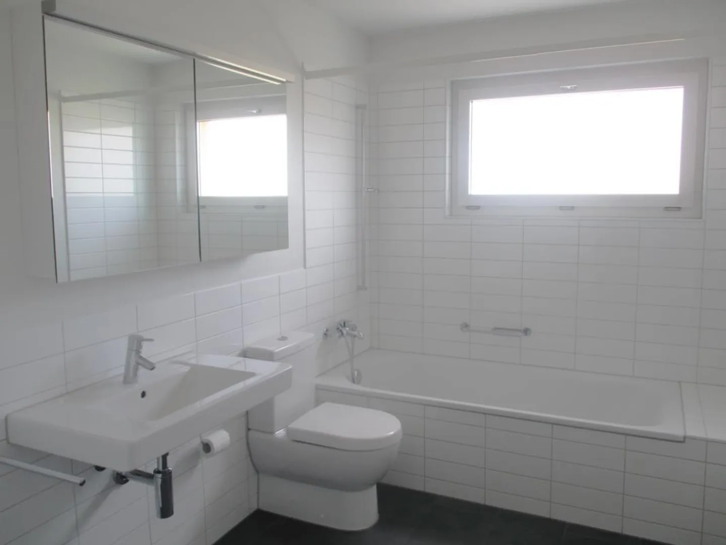 Appartement dans un endroit calme - Photo 5 sur 7