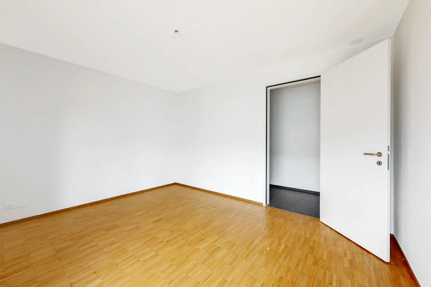 Modern Apartment in TRIO Dietikon - Photo 6 of 12