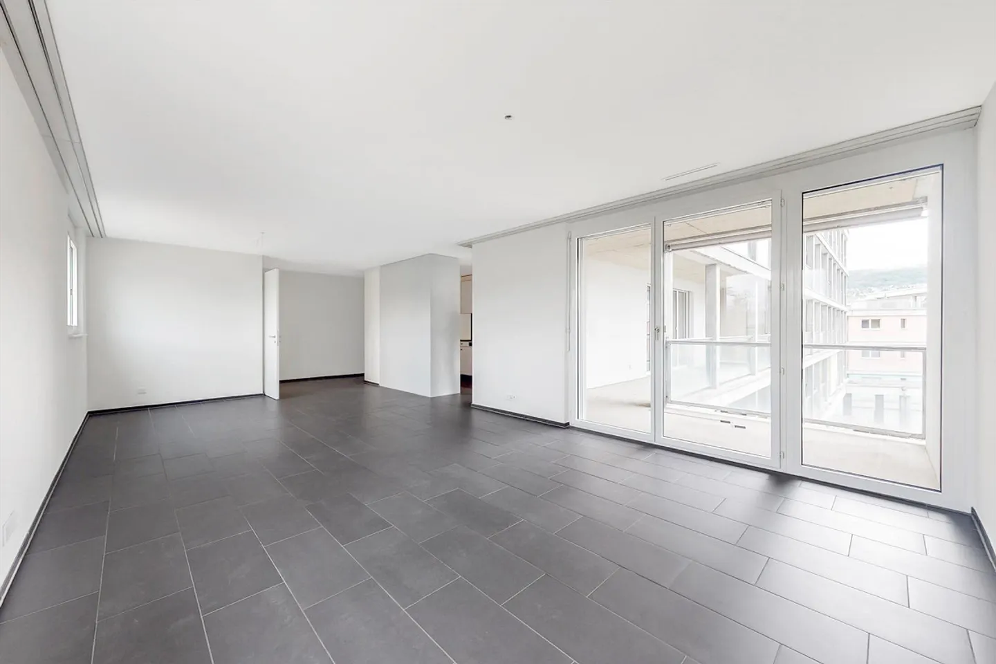 Modern Apartment in TRIO Dietikon - Photo 3 of 12