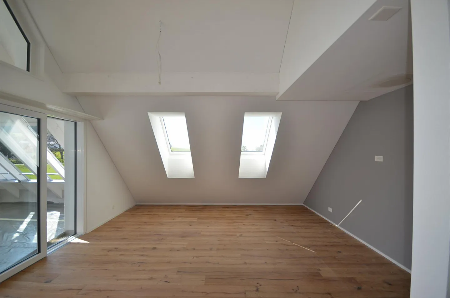 Bella, luminosa appartamento di 5,5 stanze in mansarda a Braunau TG - Foto 3 di 9