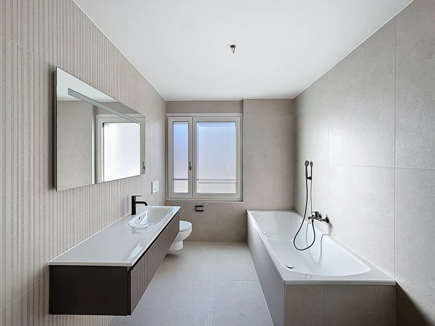 4,5-Zimmer-Wohnung mit Balkon - Foto 3 von 26