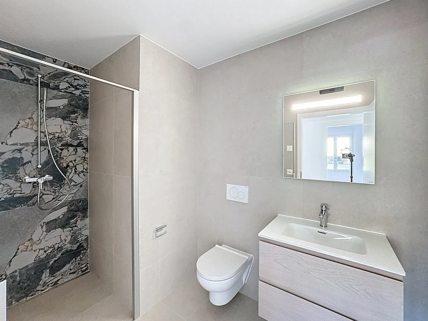 4,5-Zimmer-Wohnung mit Balkon - Foto 4 von 26