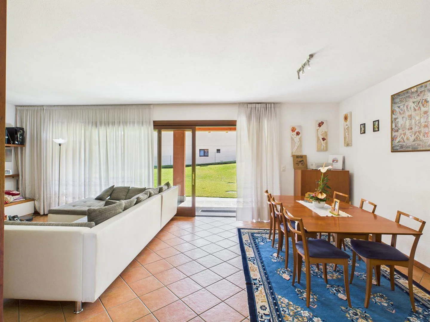 Independent villa with large garden and characteristic grotto in Taverne - Photo 8 of 13