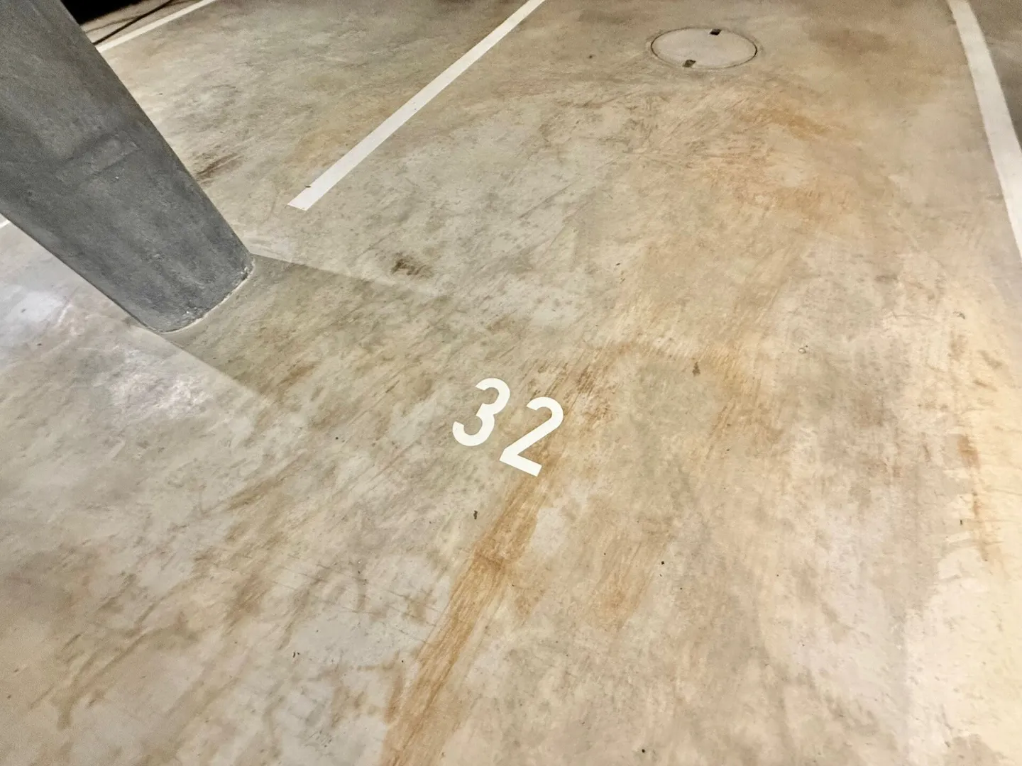Posto auto sotterraneo n. 32 nel garage « Rägeboge » - Foto 2 di 8