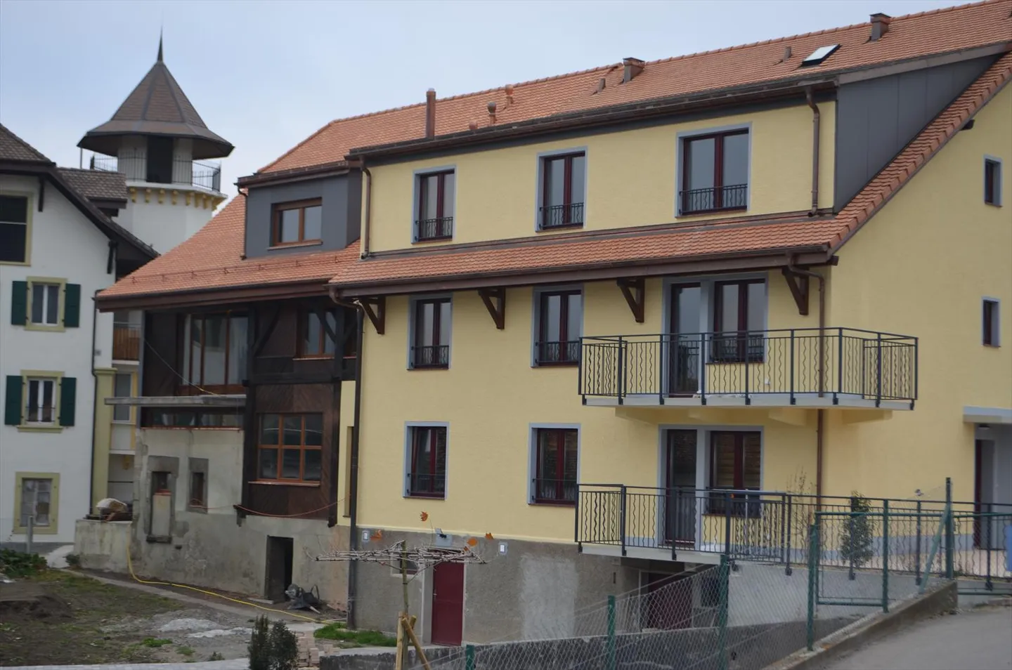 2.5 Room Apartment - Photo 3 of 6