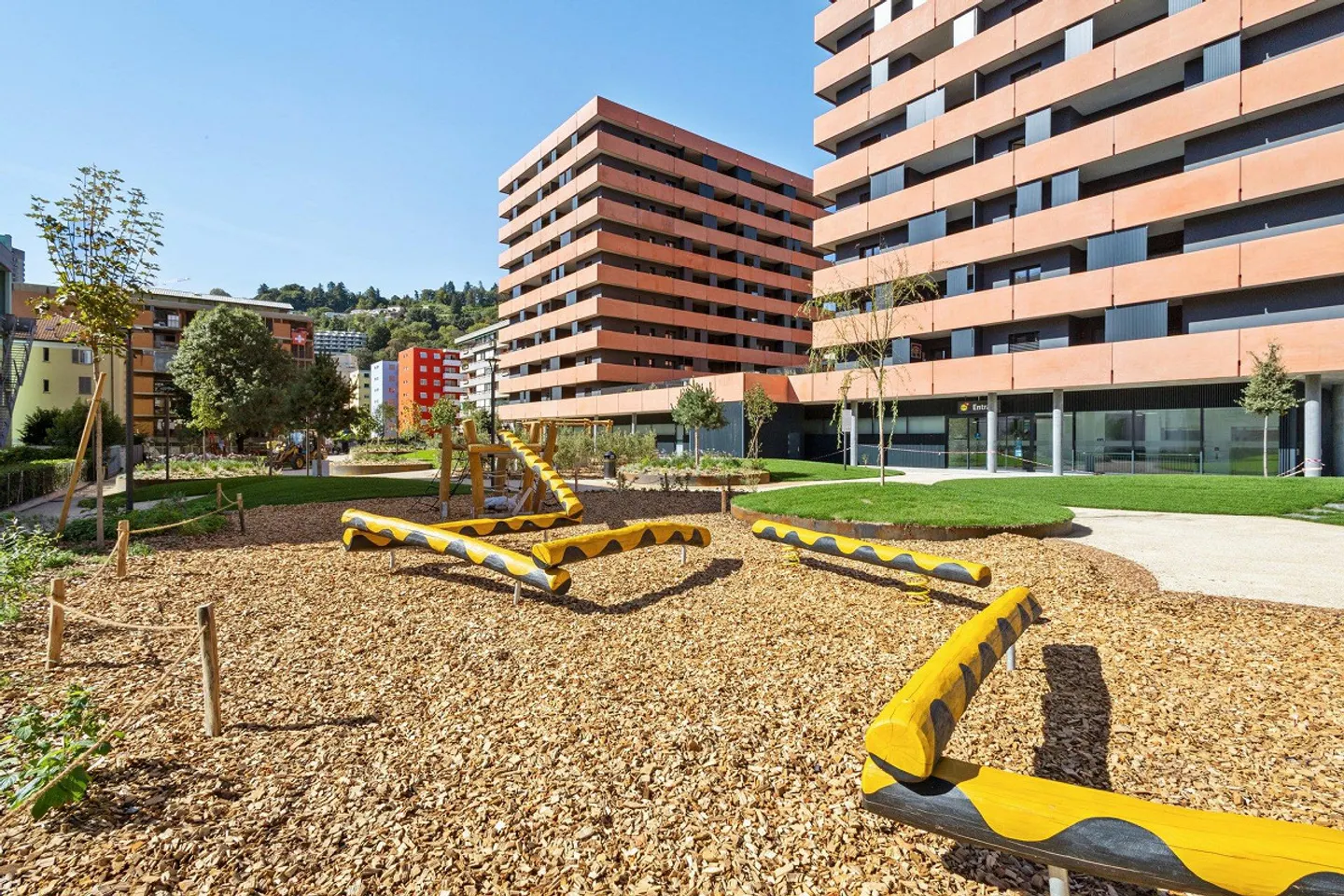 Appartement Moderne avec Terrasse - Photo 1 sur 10