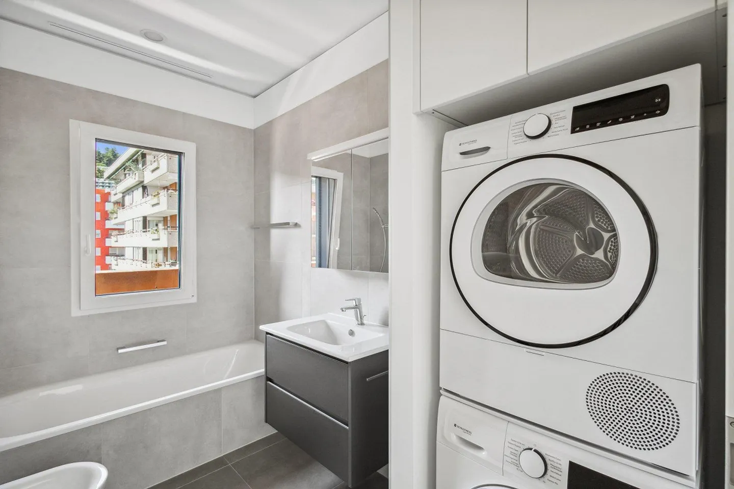 Appartement Moderne avec Terrasse - Photo 6 sur 10