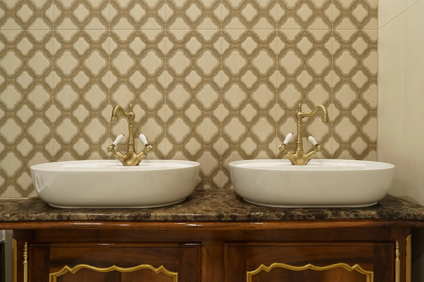 Propriété de plus de 13'000 m² avec dépendance et piscine - Photo 9 sur 24