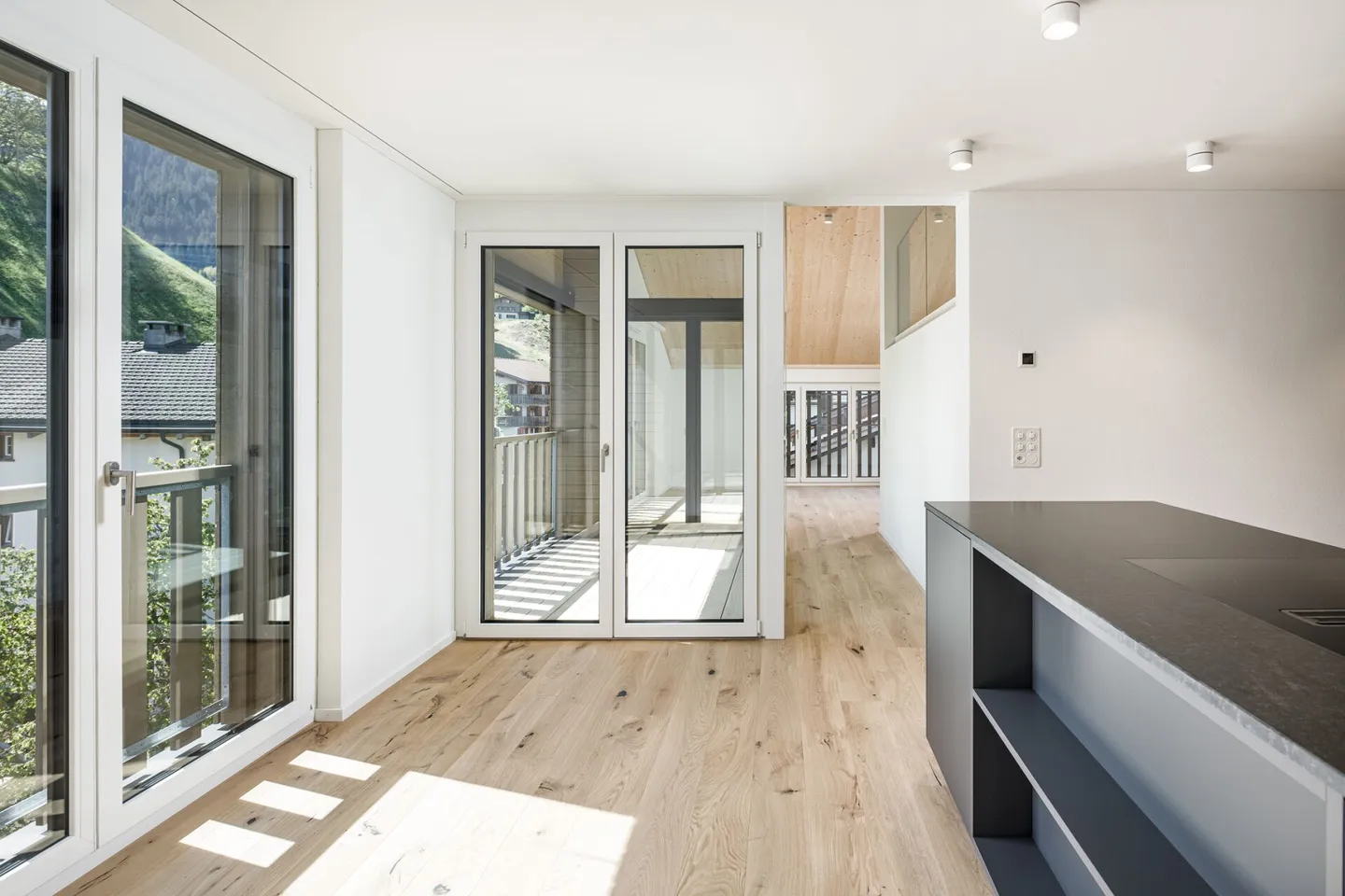 CASA AL RIVA | Appartement 4.5 pièces n° 302 (Résidence secondaire) - Photo 3 sur 16