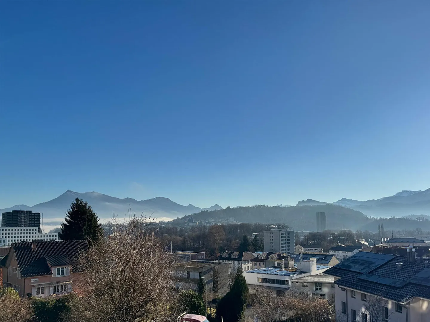 Appartement dans un quartier calme avec une belle vue (première occupation) - Photo 1 sur 2