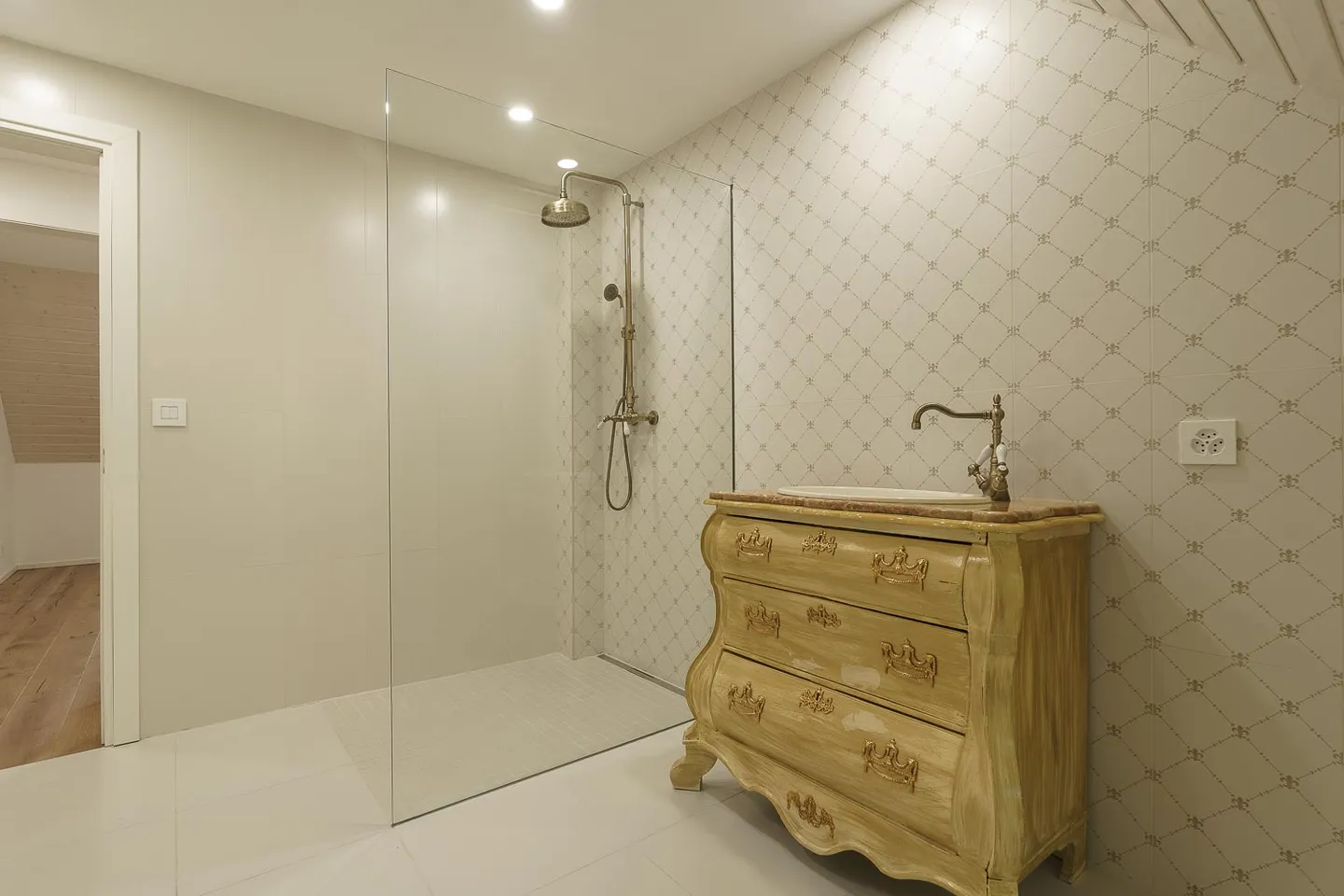 Propriété de plus de 13'000 m² avec dépendance et piscine - Photo 17 sur 24