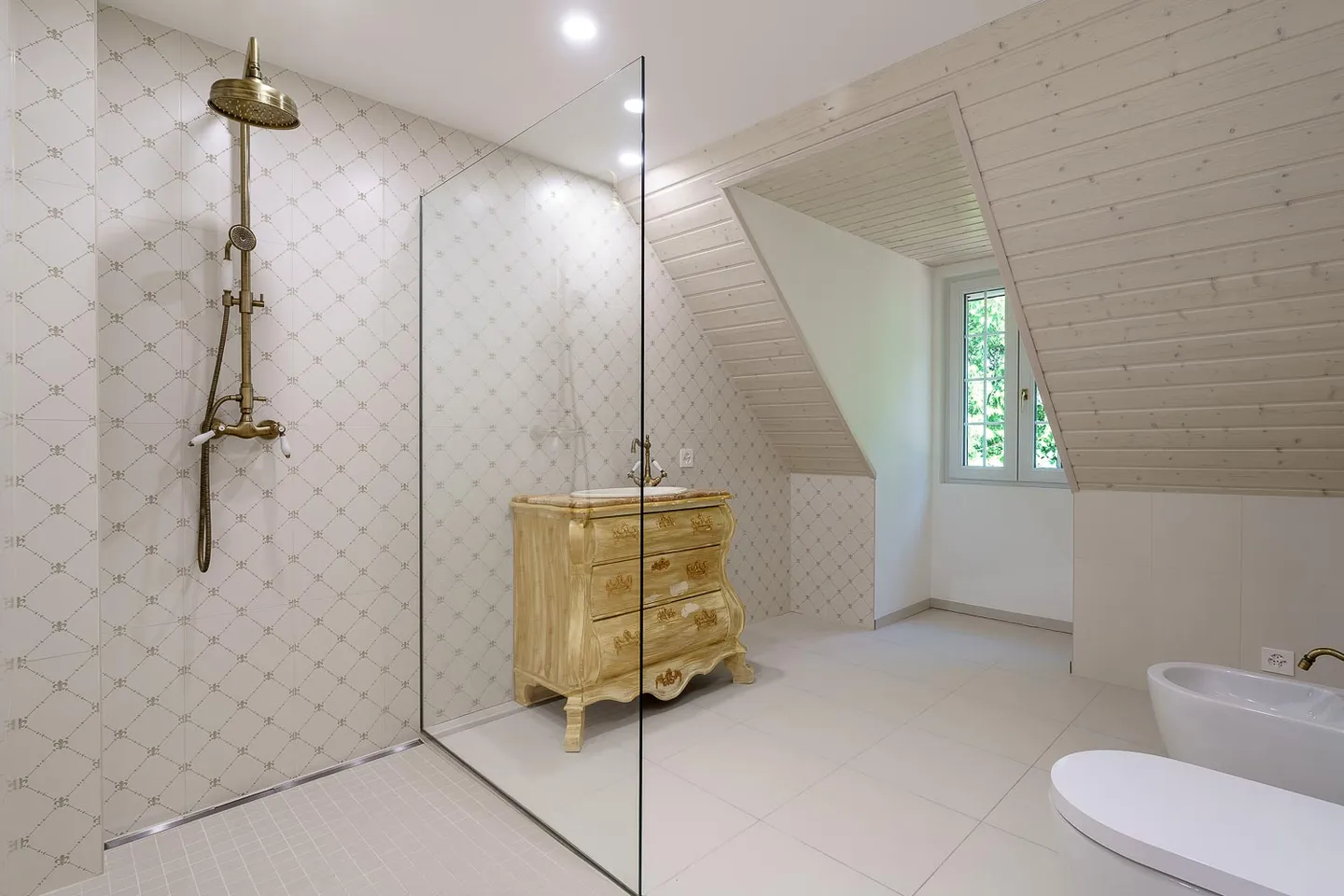 Propriété de plus de 13'000 m² avec dépendance et piscine - Photo 18 sur 24