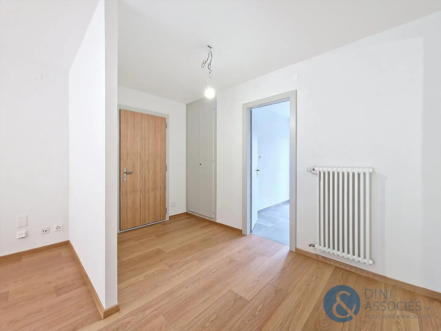 4.5 Room Apartment - Photo 3 of 8