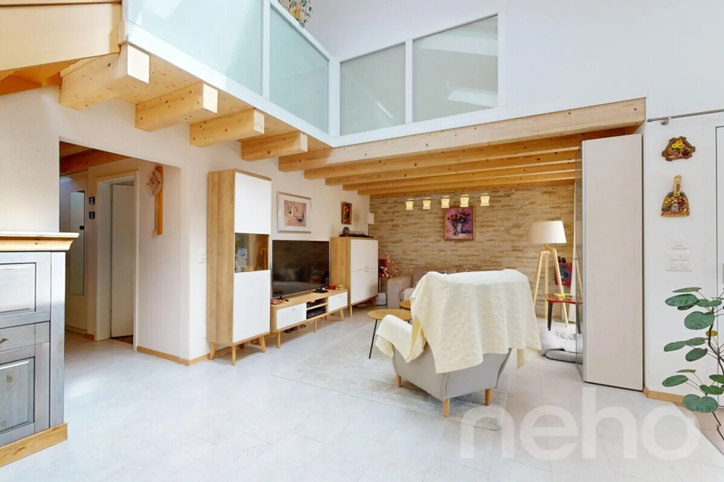 Appartement avec jardin dans maison d?habitation - Photo 3 sur 13