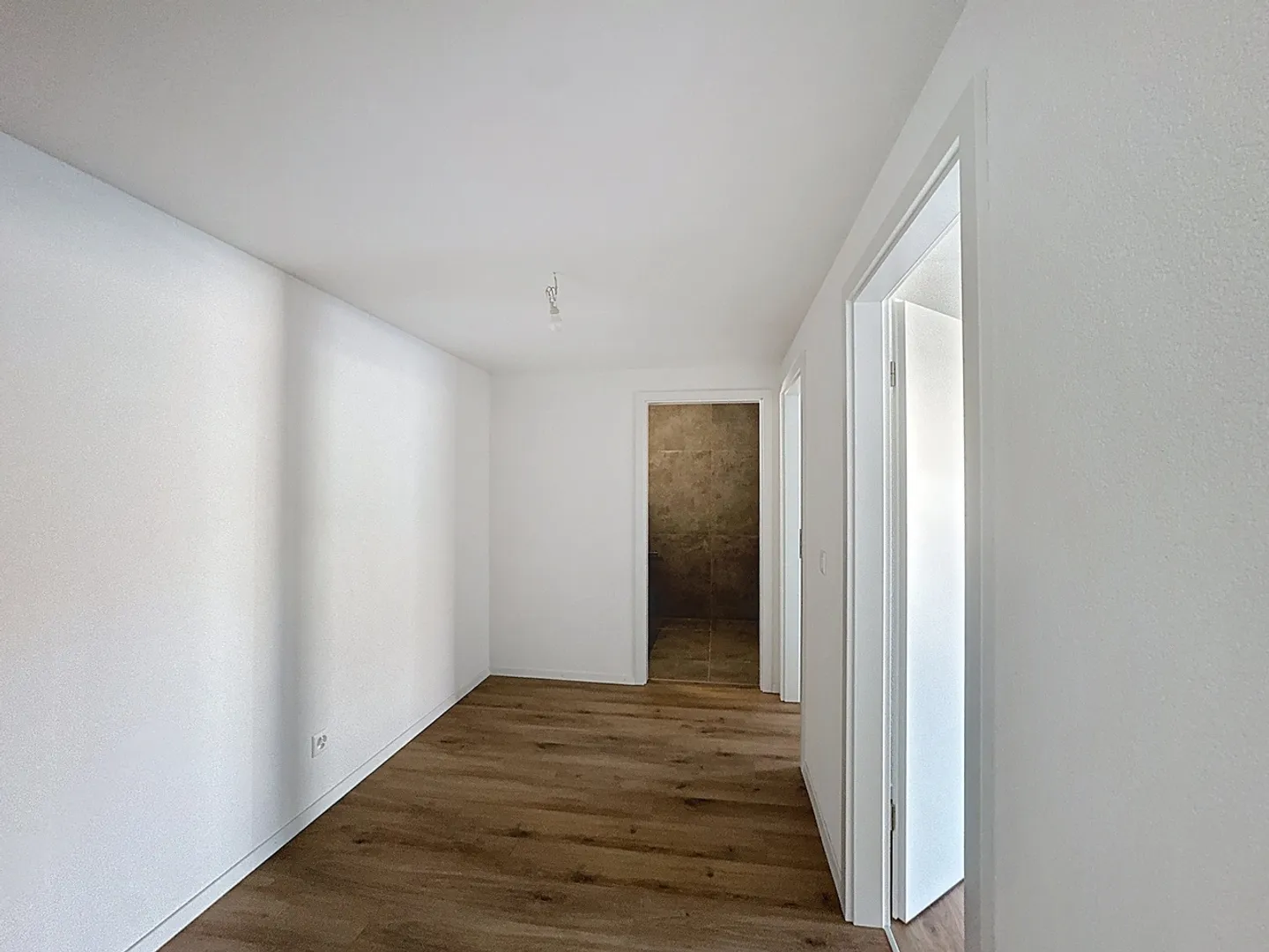 Duplex apartment 4.5 rooms with balcony - Photo 7 of 28