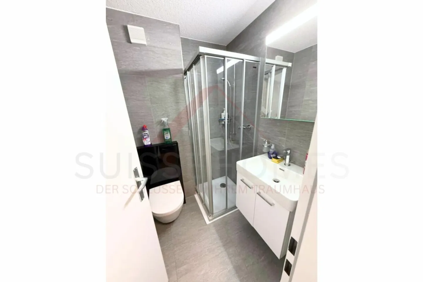 Newly renovated 1-room studio (13 m²) for rent from 01.03.2026 - Photo 3 of 5