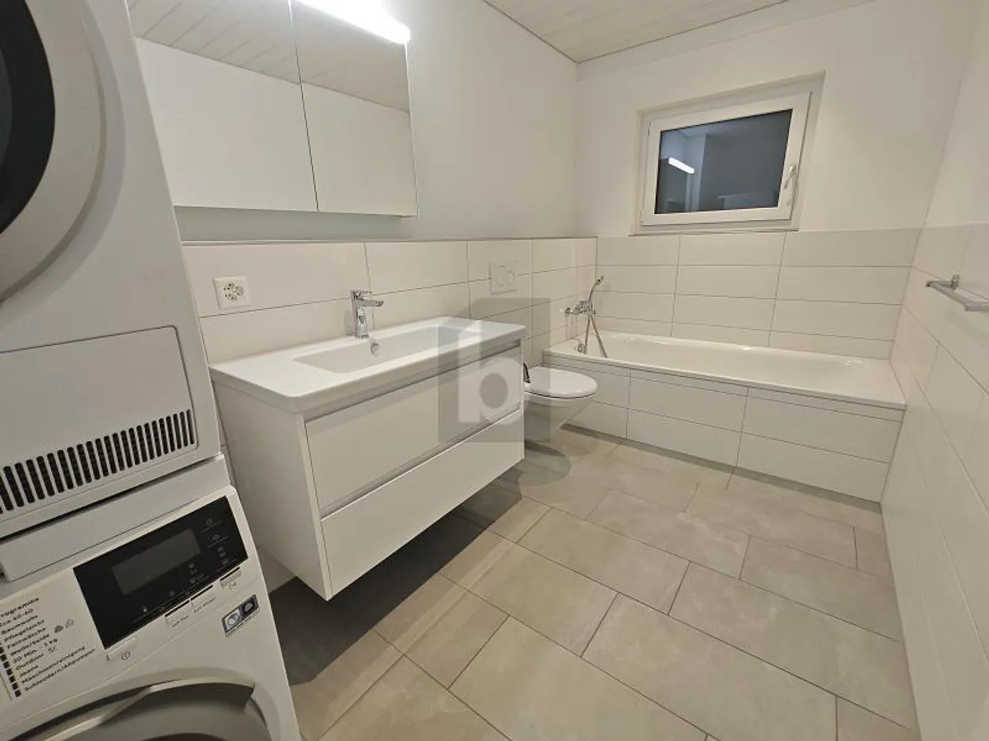 MODERN, WITH LARGE BALCONY - Photo 2 of 6