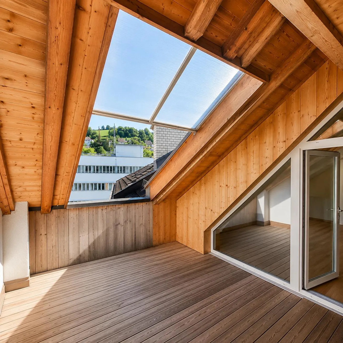 Immense appartement sous les combles de 6,5 pièces au centre de Saint-Gall - Photo 6 sur 8