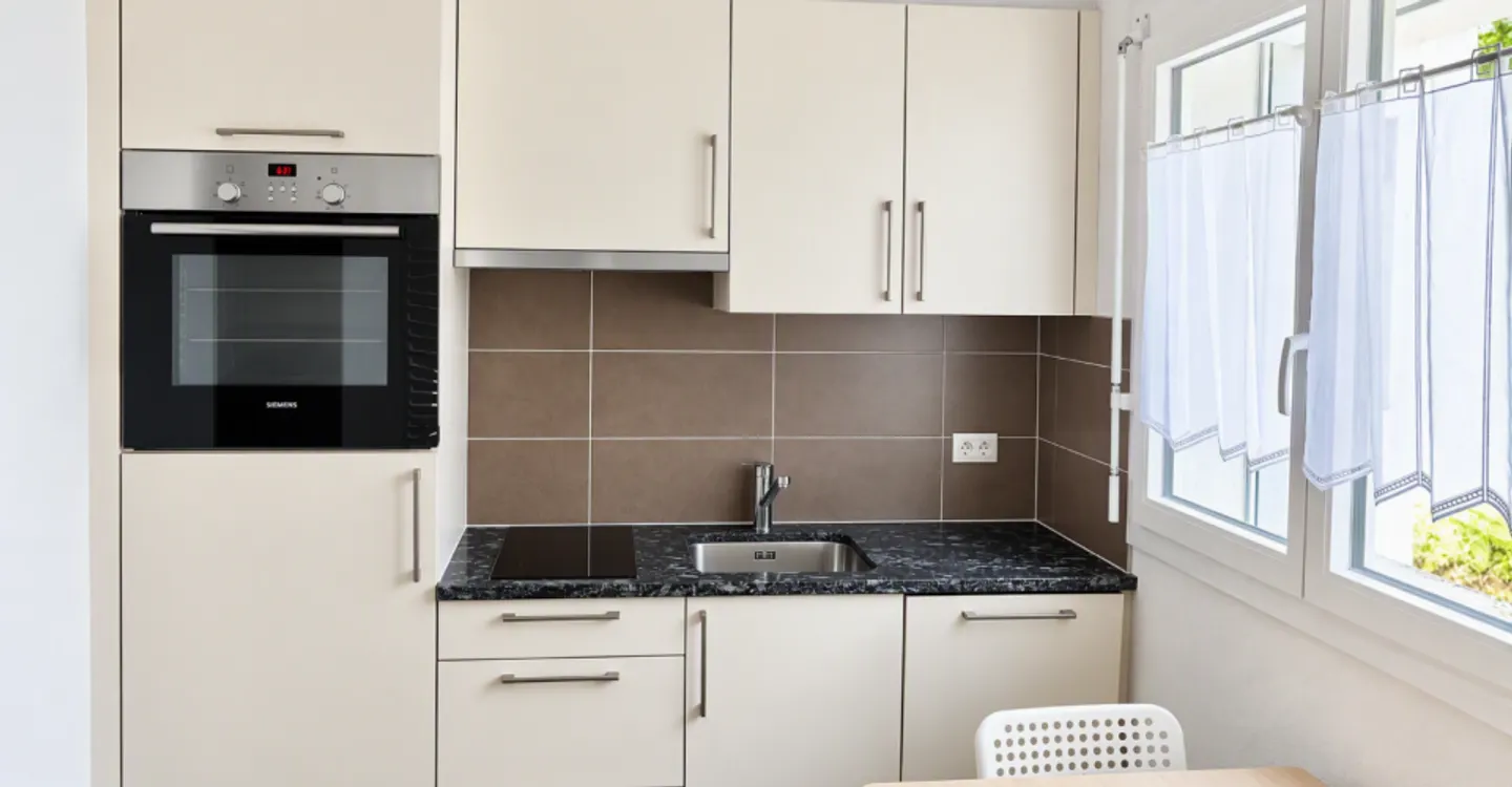 Appartement Charmant avec Balcon - Photo 3 sur 7