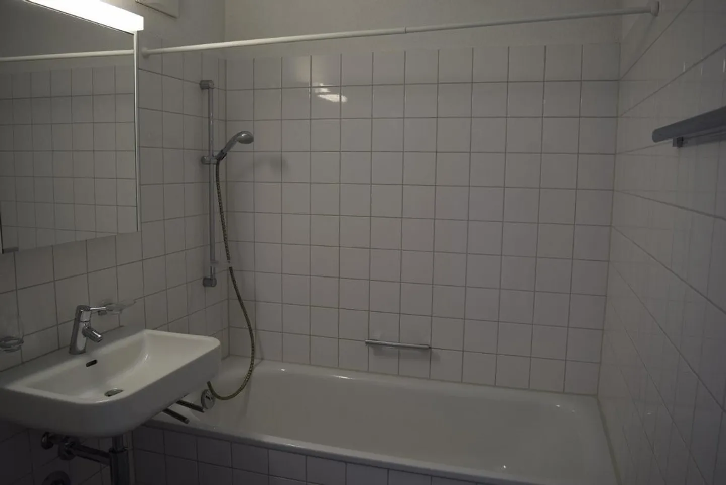 Vivere in città nel cuore di Oerlikon - Foto 3 di 7