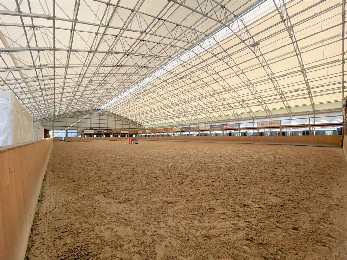 Magnificent equestrian center with various facets! - Photo 7 of 13
