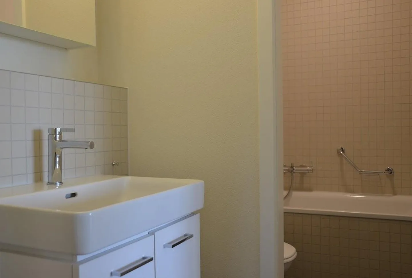 Schöne 3.5-Zimmerwohnung im Tscharnergut - Foto 3 von 5
