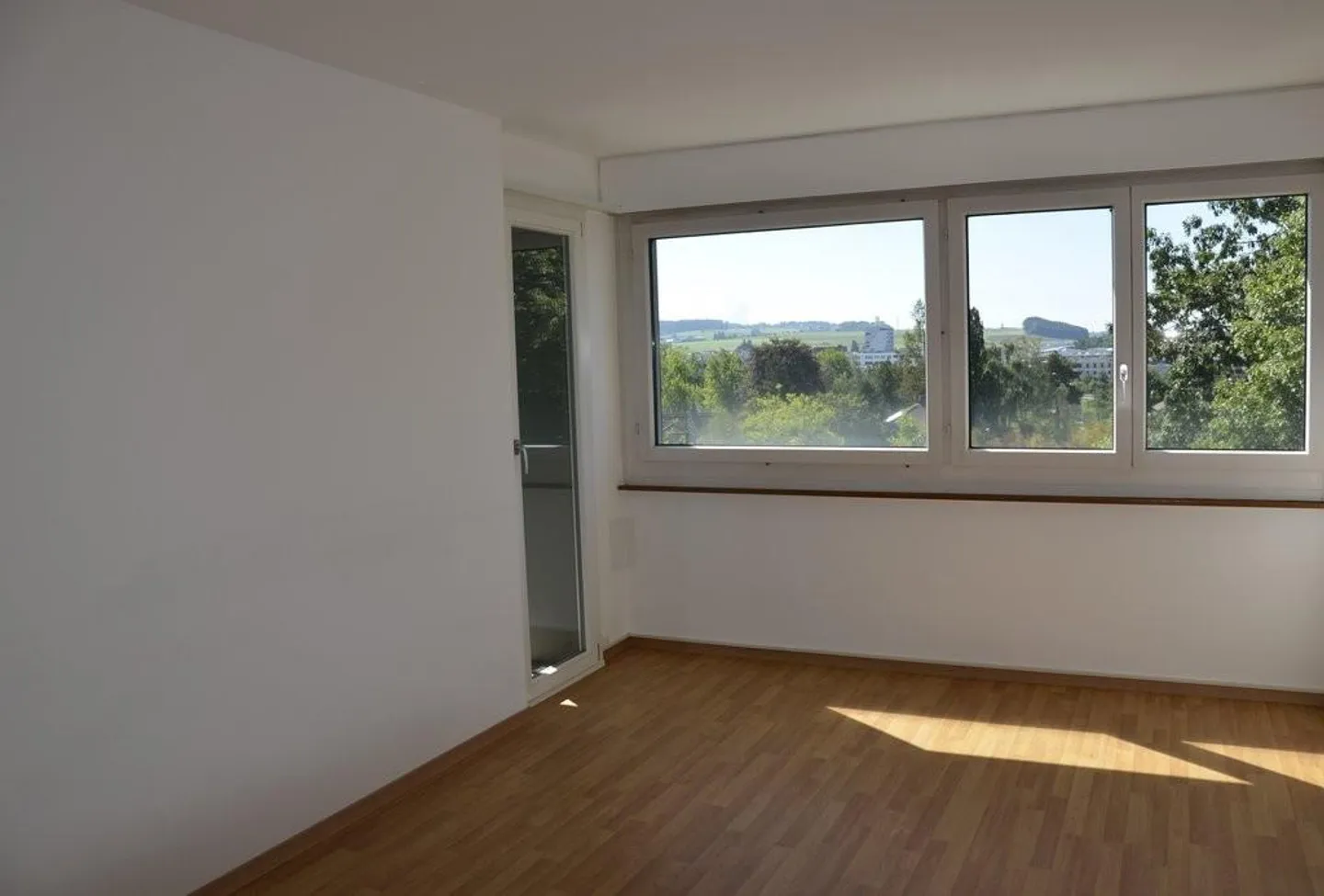 Schöne 3.5-Zimmerwohnung im Tscharnergut - Foto 4 von 5