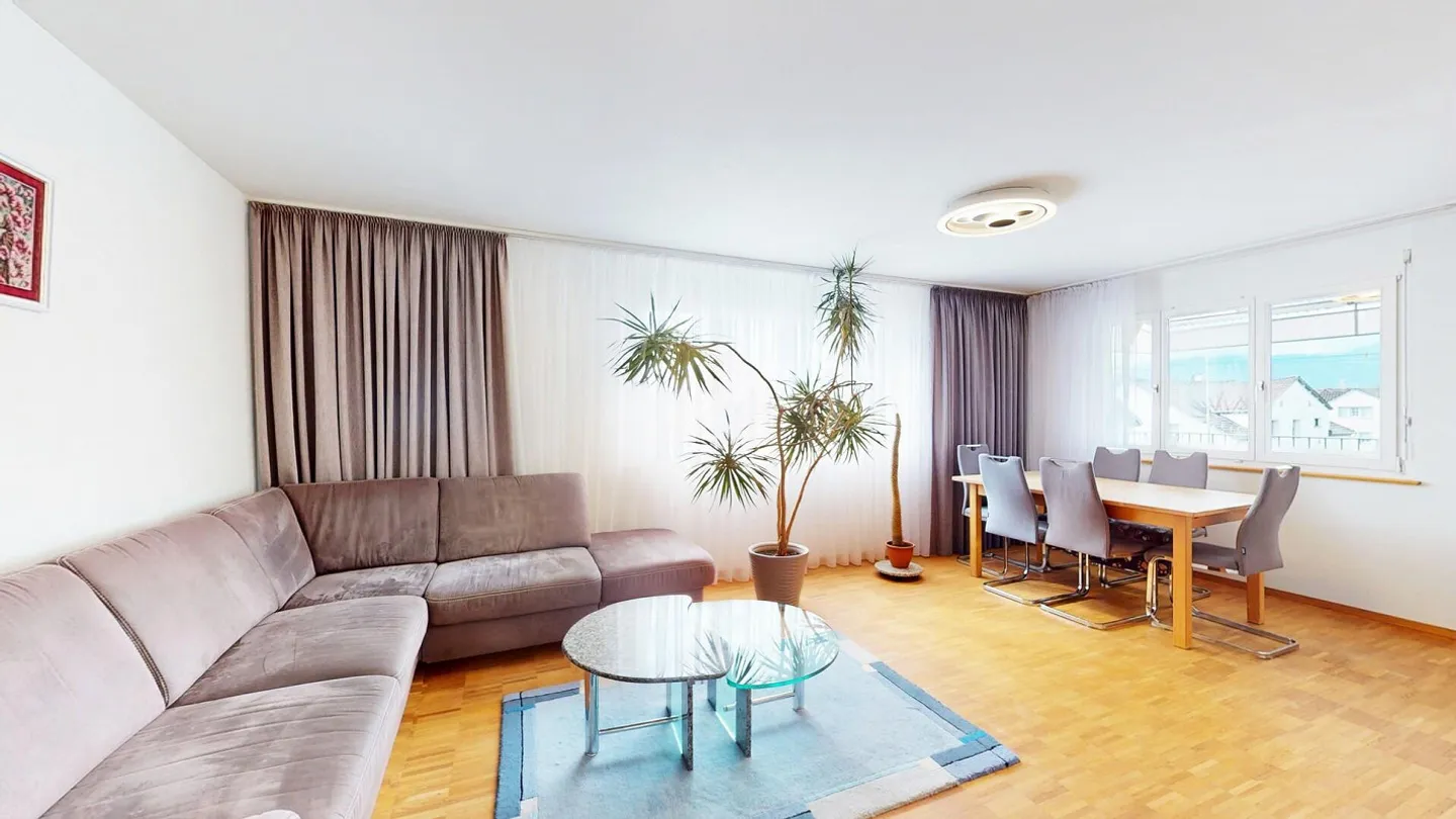 Belle appartement de 3.5 pièces à vendre à Rebstein - Photo 2 sur 11