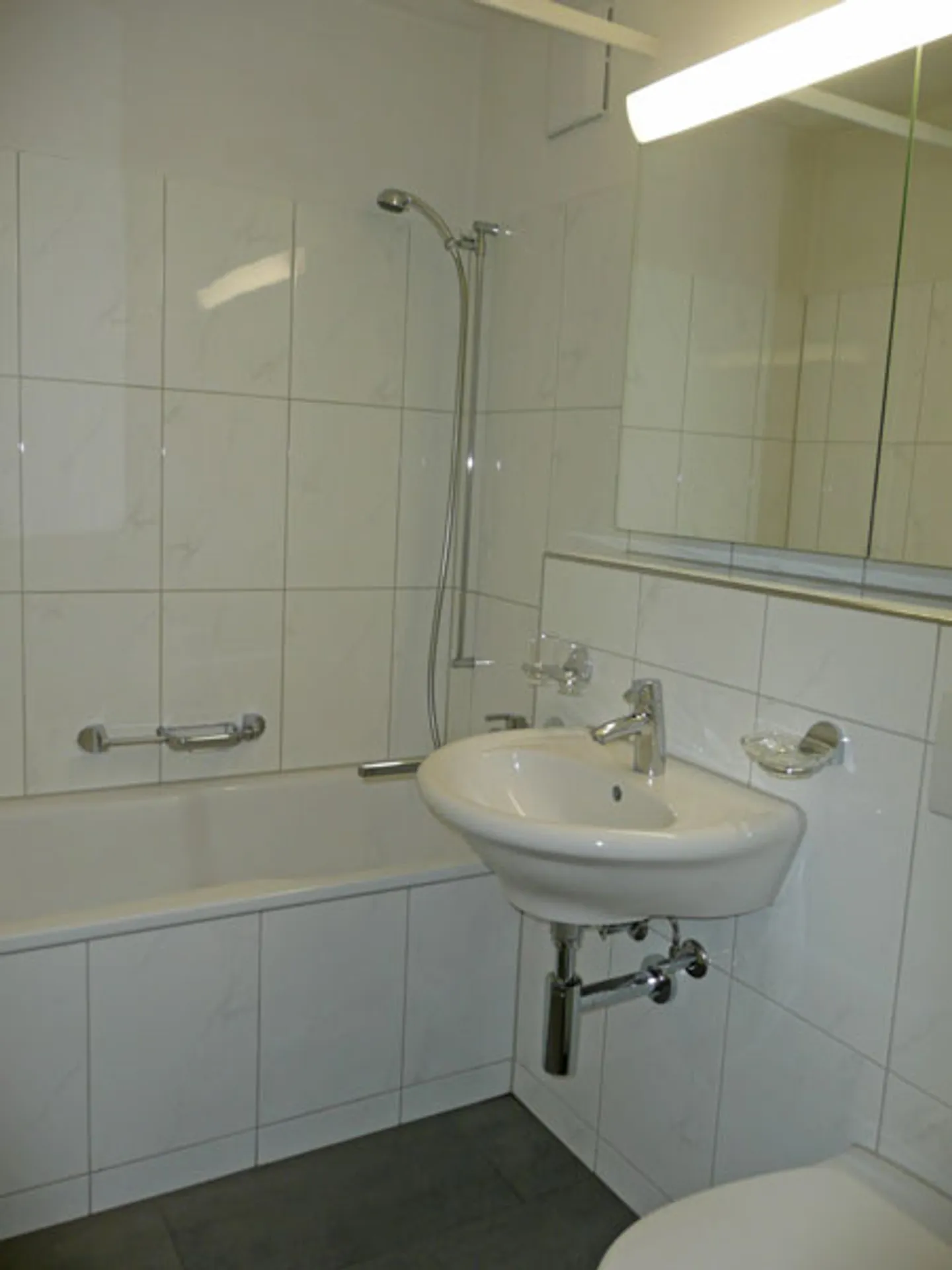 Appartamento in affitto - Foto 2 di 5