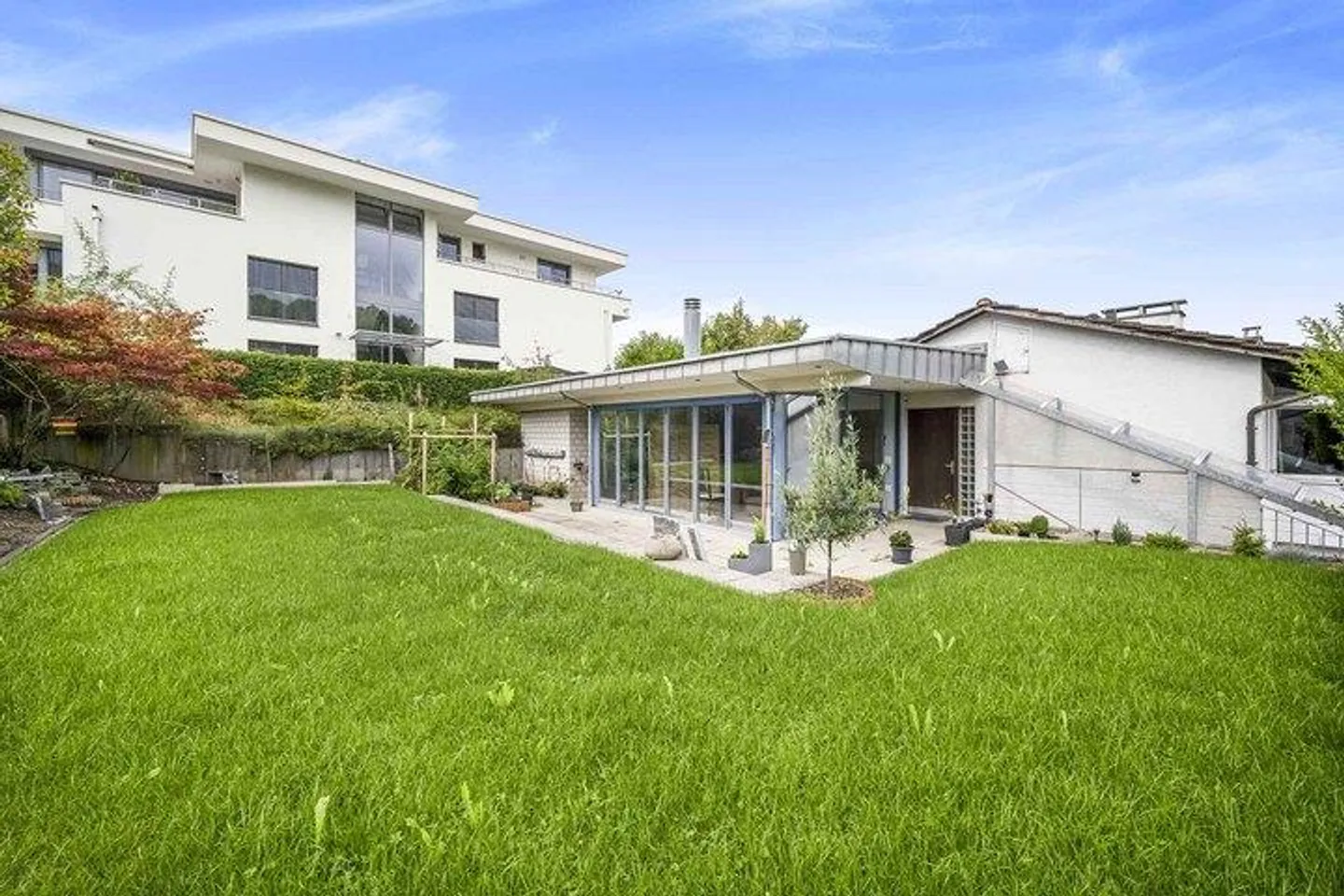 INVEST WHERE LOCATION AND RETURN CONVINCE - Photo 4 of 7