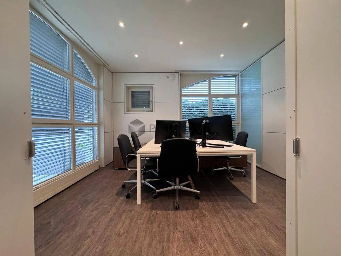 Representative Property with Development Potential in Zug - Photo 6 of 15