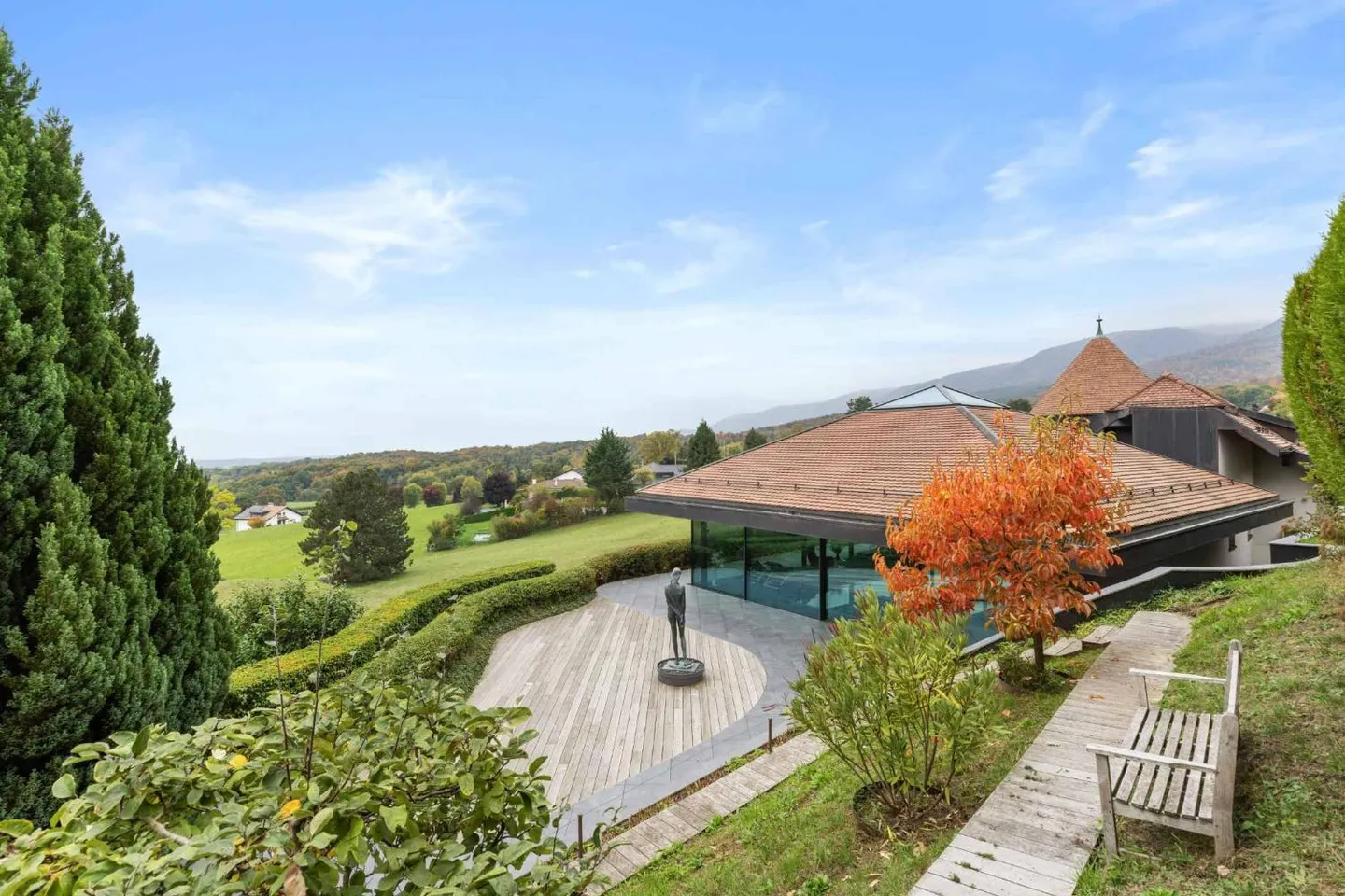 Außergewöhnliches Anwesen mit Innenpool und Blick auf den Genfersee - Foto 8 von 13