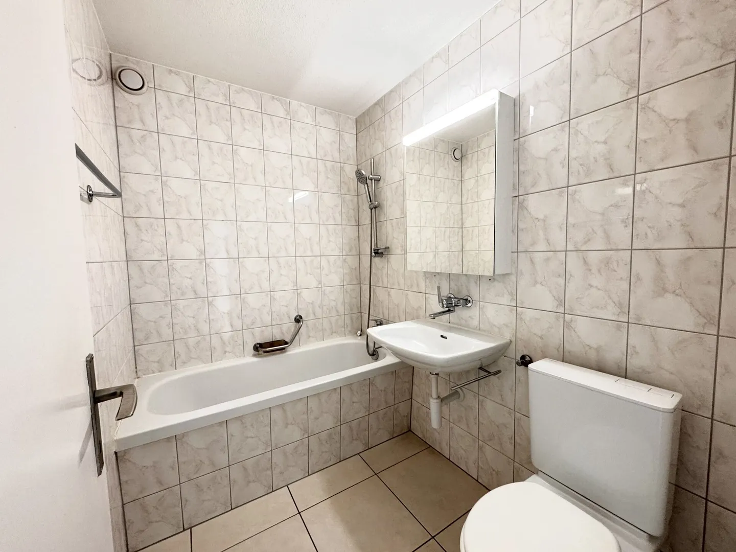 Appartamento affascinante di 3.5 stanze in una buona posizione - Foto 4 di 5