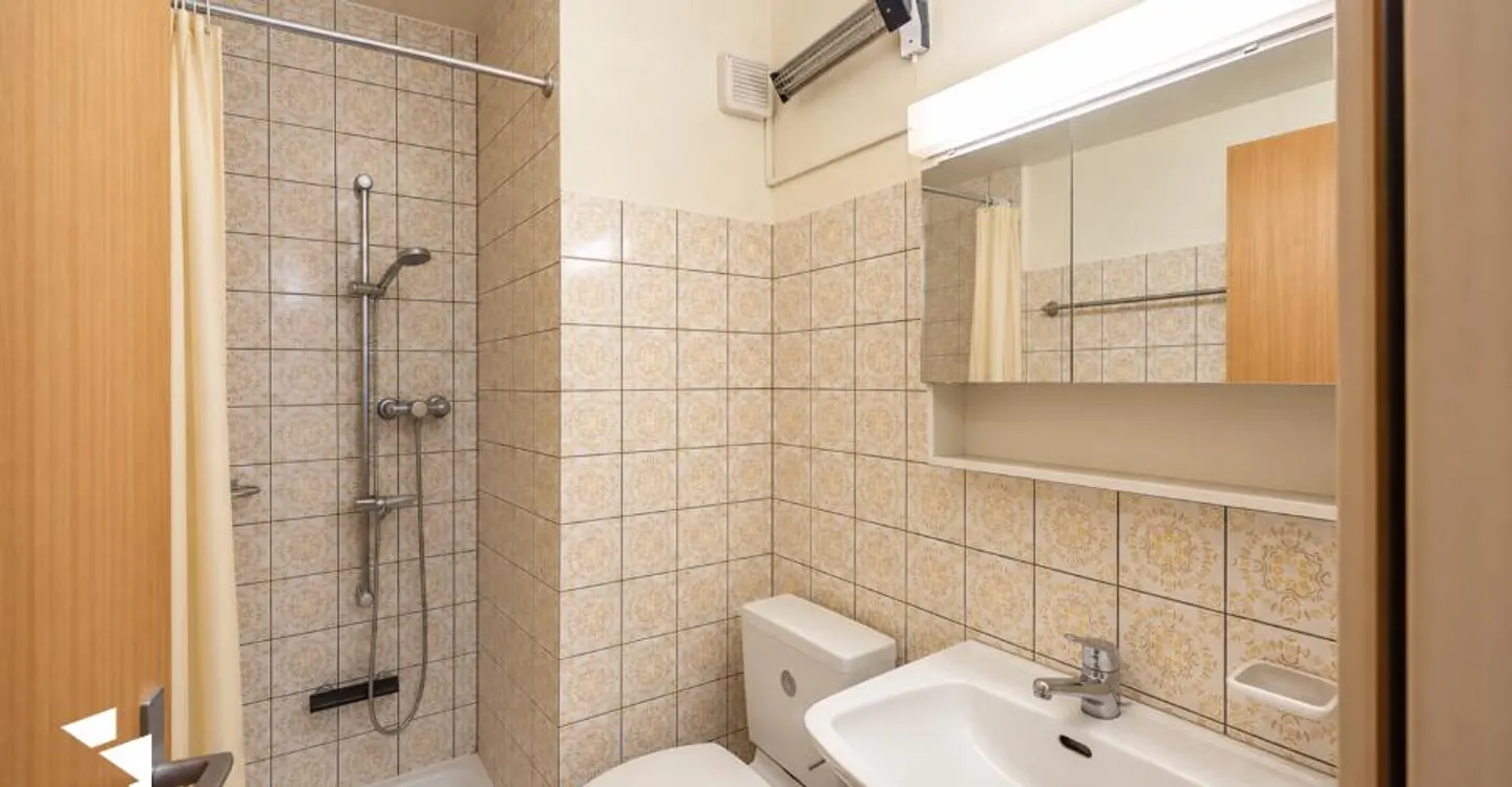 Appartement de 4,5 pièces situé au calme au bord de la forêt - Photo 8 sur 12